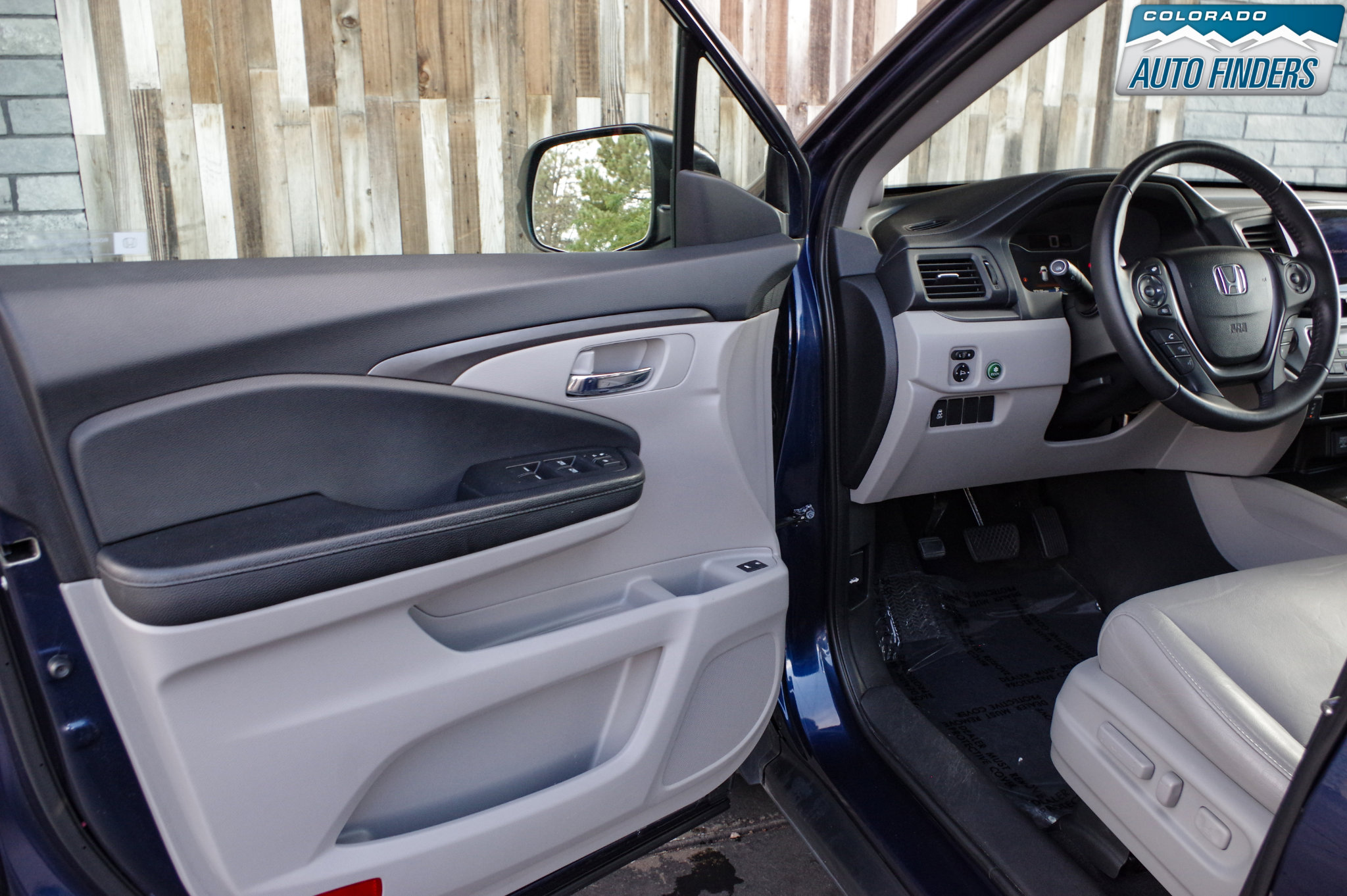 Used 2017 Honda Pilot EX-L image 10