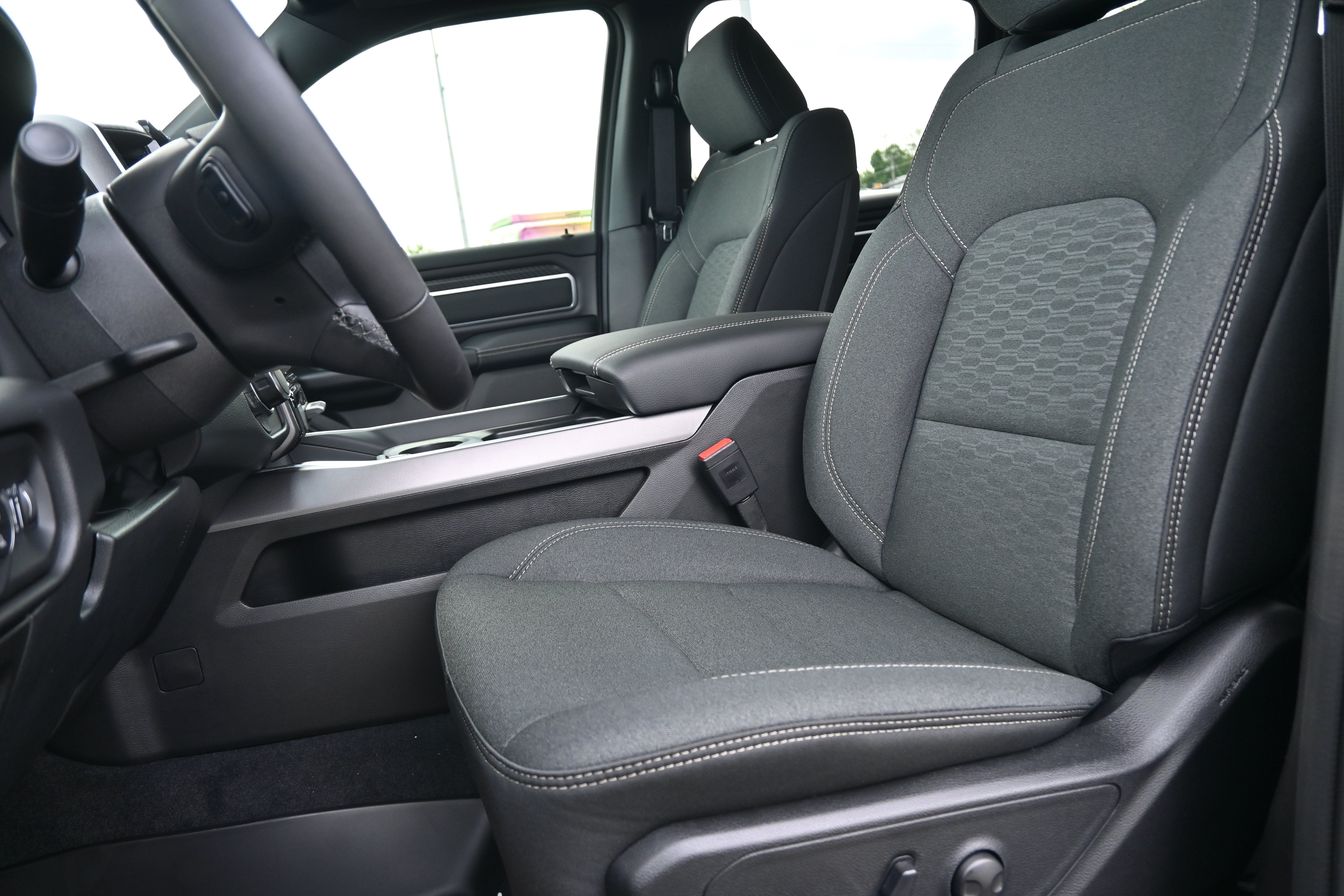 New 2026 RAM 1500 Big Horn AWD/4WD image 15