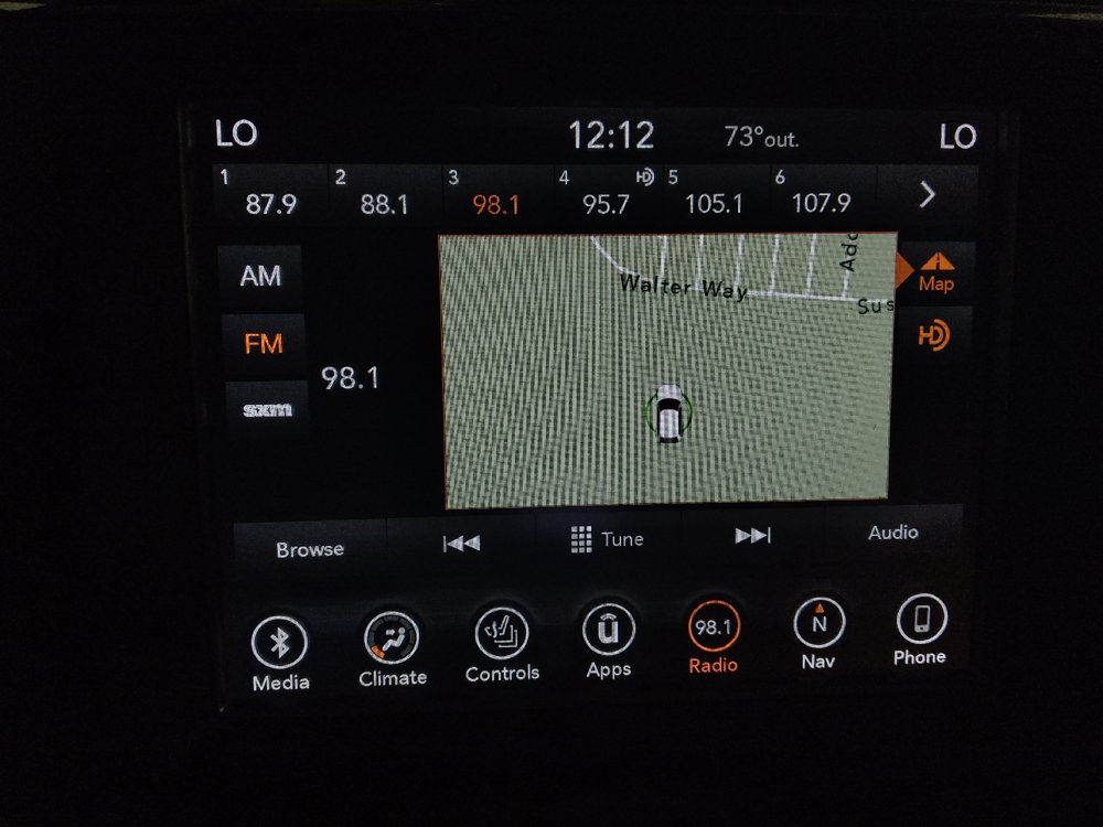 Used 2018 Jeep Grand Cherokee Laredo AWD/4WD image 25