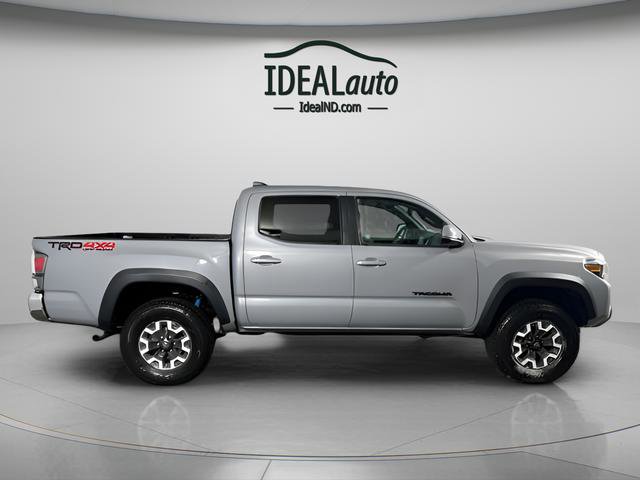 Used 2020 Toyota Tacoma TRD Off-Road image 4