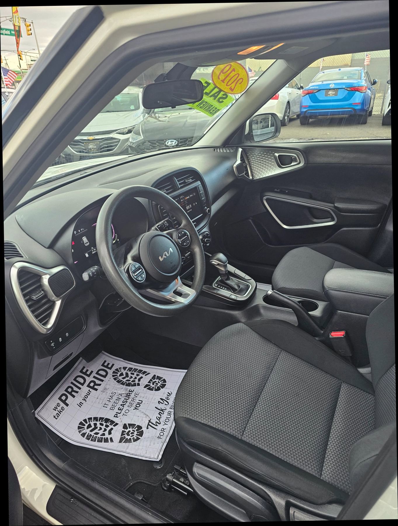 Used 2023 Kia Soul LX w/ Option Group 015 image 6