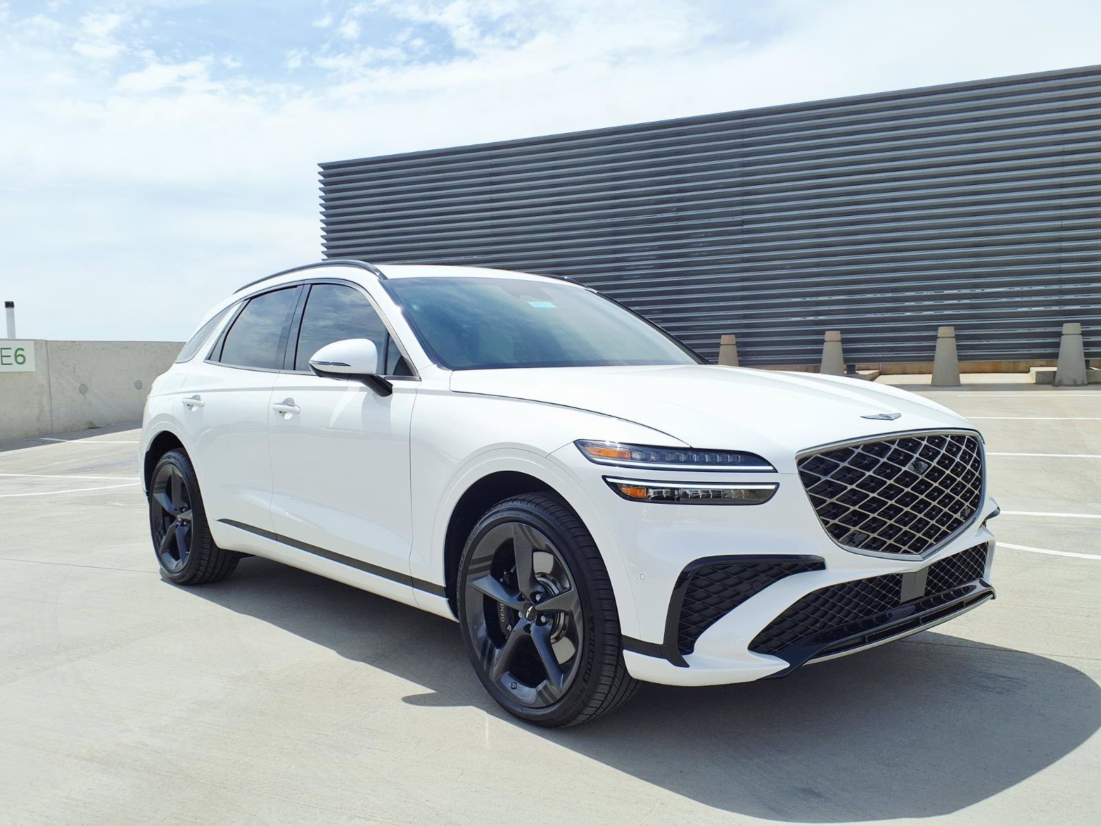 Certified 2026 Genesis GV70 3.5T Sport Prestige AWD/4WD image 8