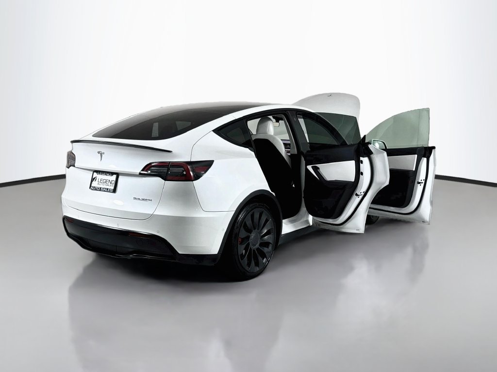 Used 2022 Tesla Model Y Performance AWD/4WD image 28