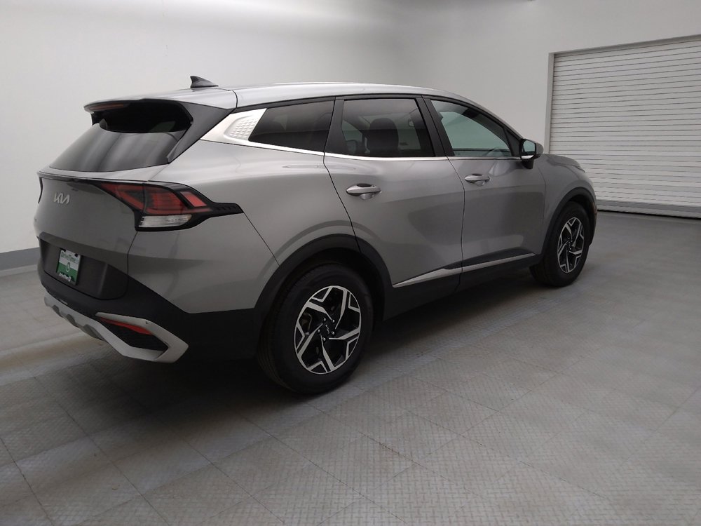 Used 2023 Kia Sportage LX image 10