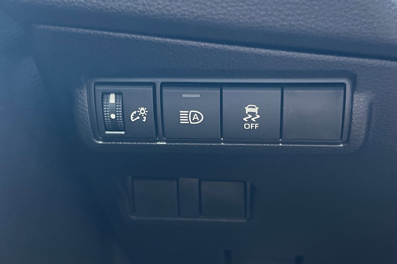 New 2026 Toyota Corolla Cross LE image 30