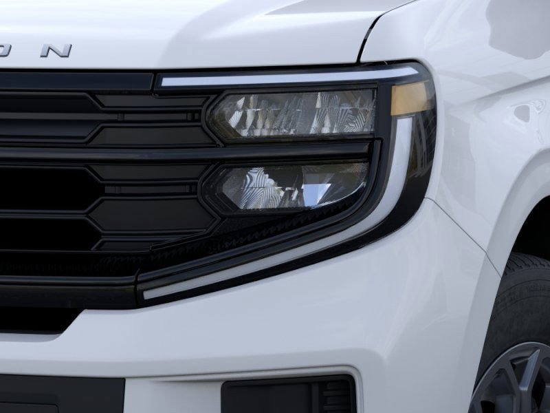New 2025 Ford Expedition Active image 19