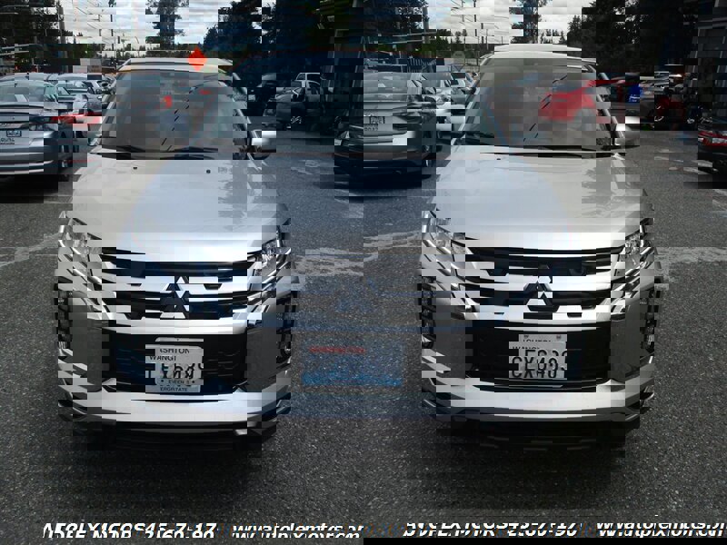 Used 2021 Mitsubishi Outlander Sport SE image 8