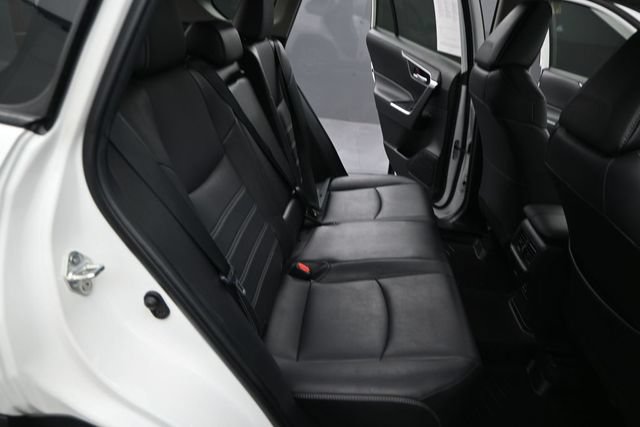Used 2022 Toyota RAV4 XLE Premium AWD/4WD image 16