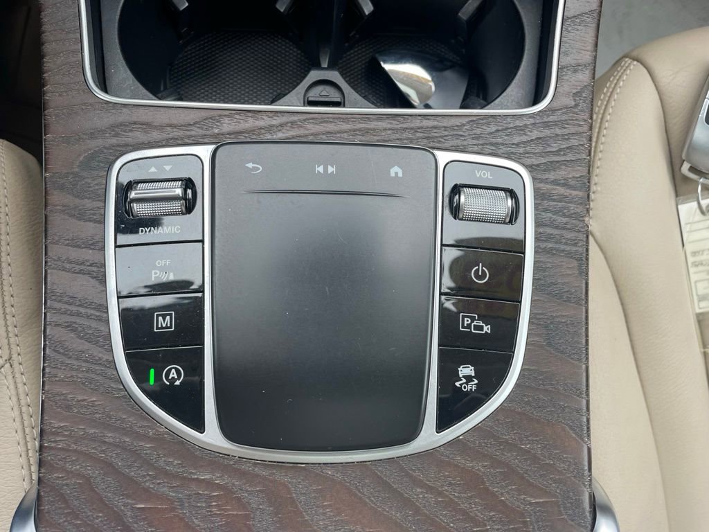 Used 2020 Mercedes-Benz GLC 300 4MATIC Coupe image 35