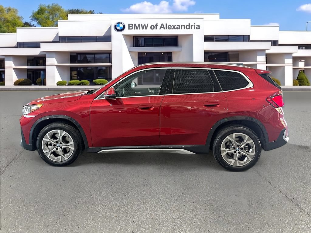 Used 2026 BMW X1 xDrive28i w/ Technology Package AWD/4WD image 4