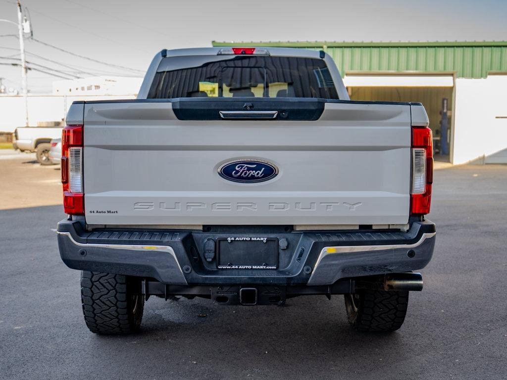 Used 2019 Ford F350 Lariat w/ Chrome Package AWD/4WD image 3