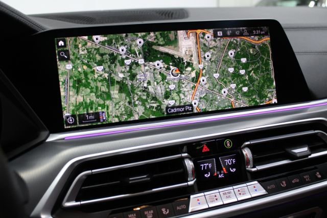 Used 2020 BMW X6 M50i AWD/4WD image 27
