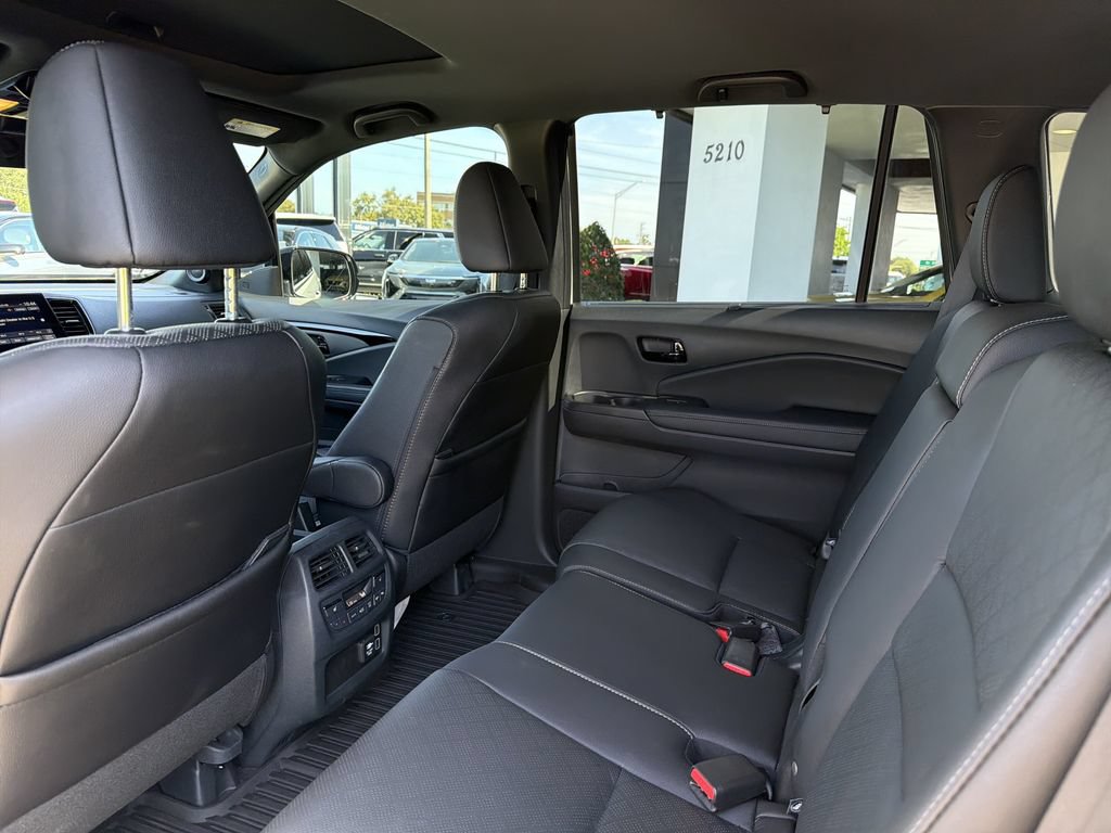 Used 2023 Honda Passport Elite image 20