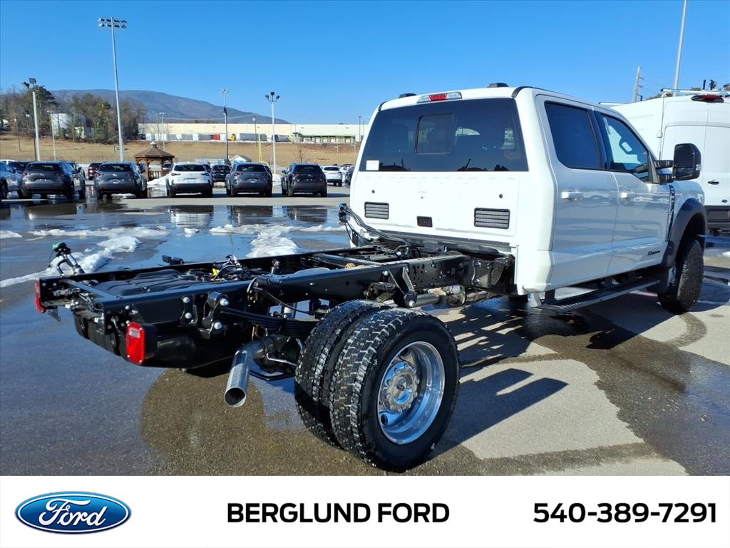 New 2026 Ford F550 4x4 Crew Cab image 5