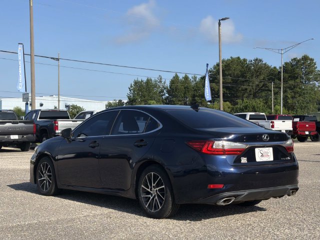 Used 2017 Lexus ES 350 w/ Luxury Package FWD image 10