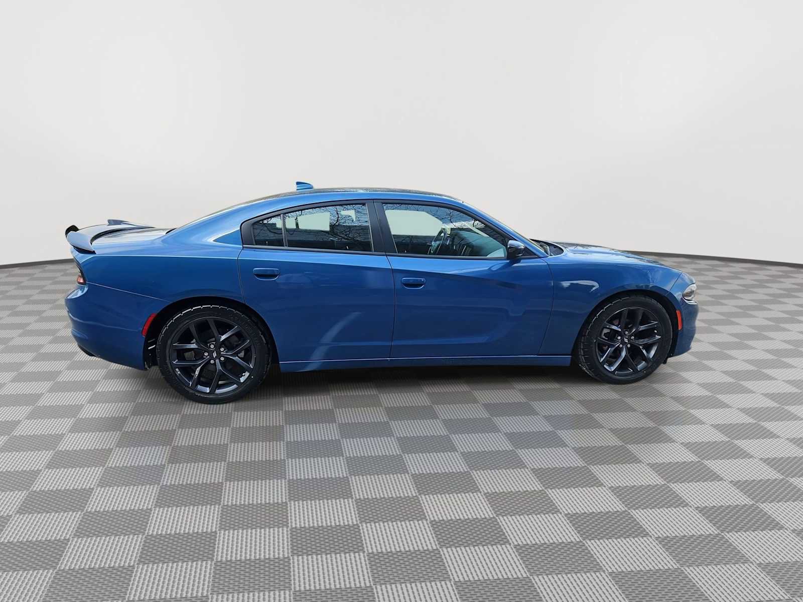 Used 2023 Dodge Charger SXT w/ Blacktop Package image 9