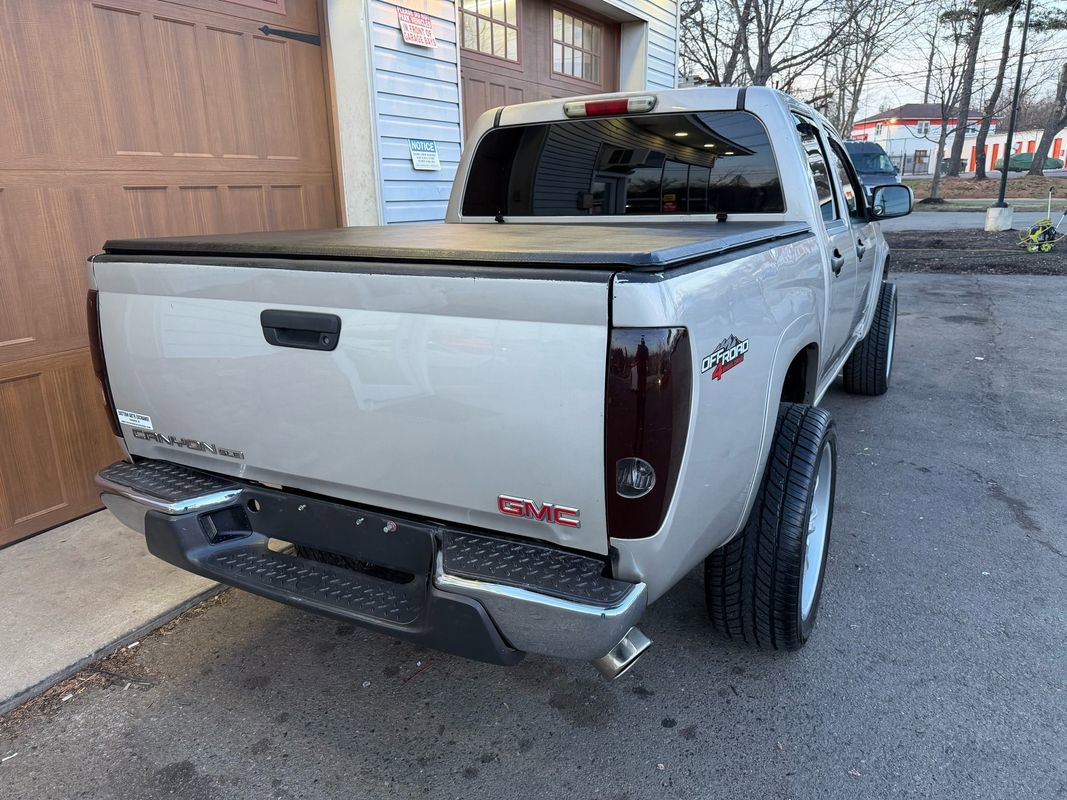 Used 2005 GMC Canyon SLE AWD/4WD image 3
