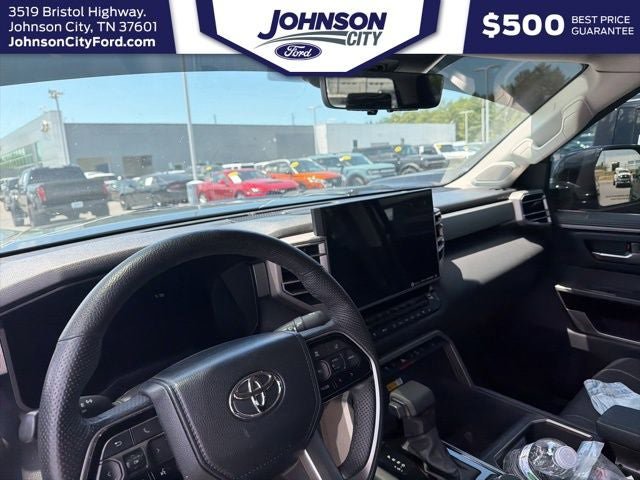 Used 2024 Toyota Tundra Limited w/ TRD Off-Road Package AWD/4WD image 10