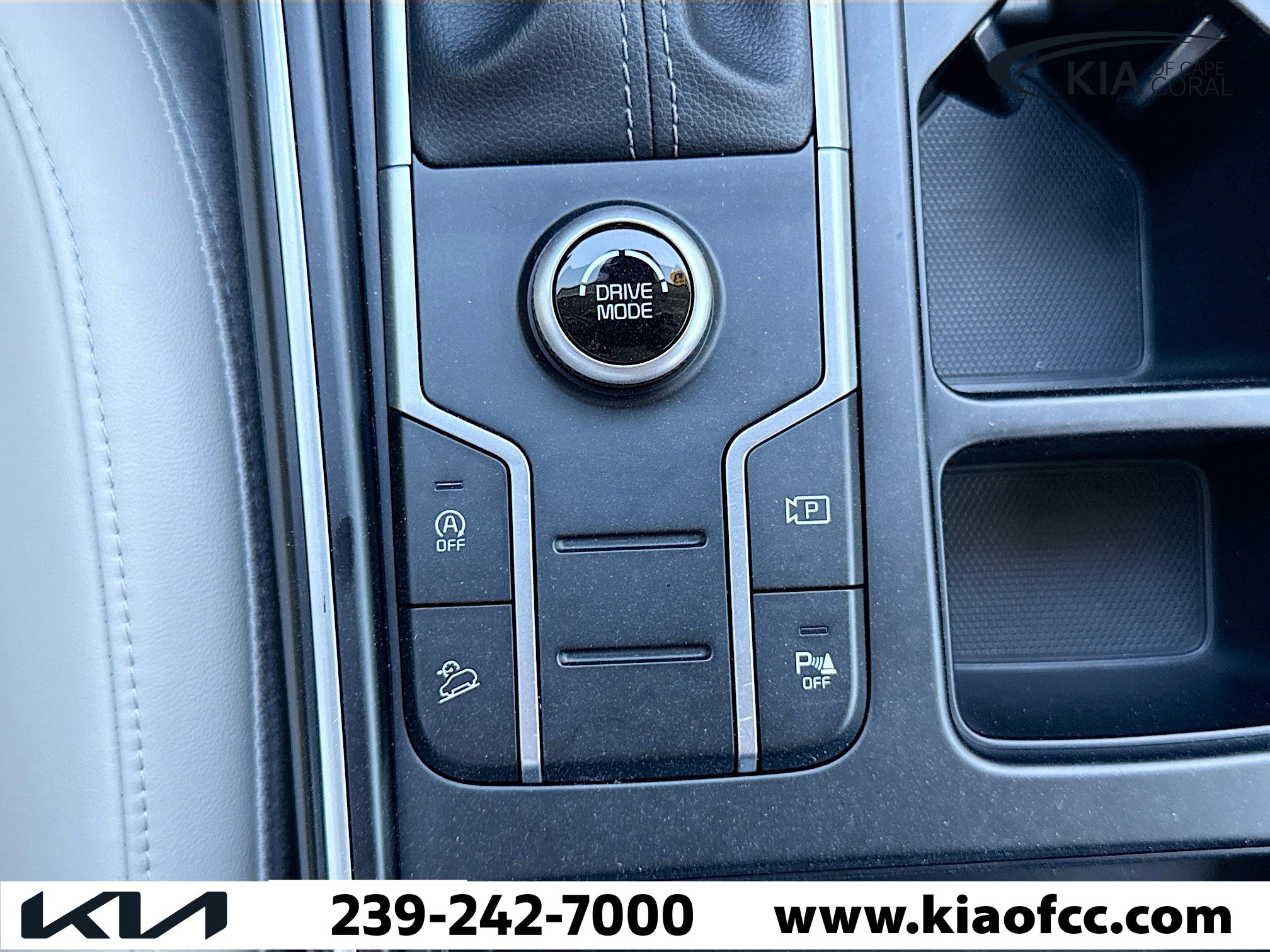 Used 2023 Kia Sorento S w/ Panoramic Sunroof Package image 28