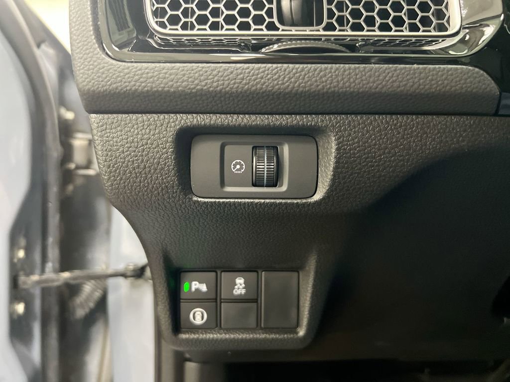 Used 2022 Honda Civic Touring image 18