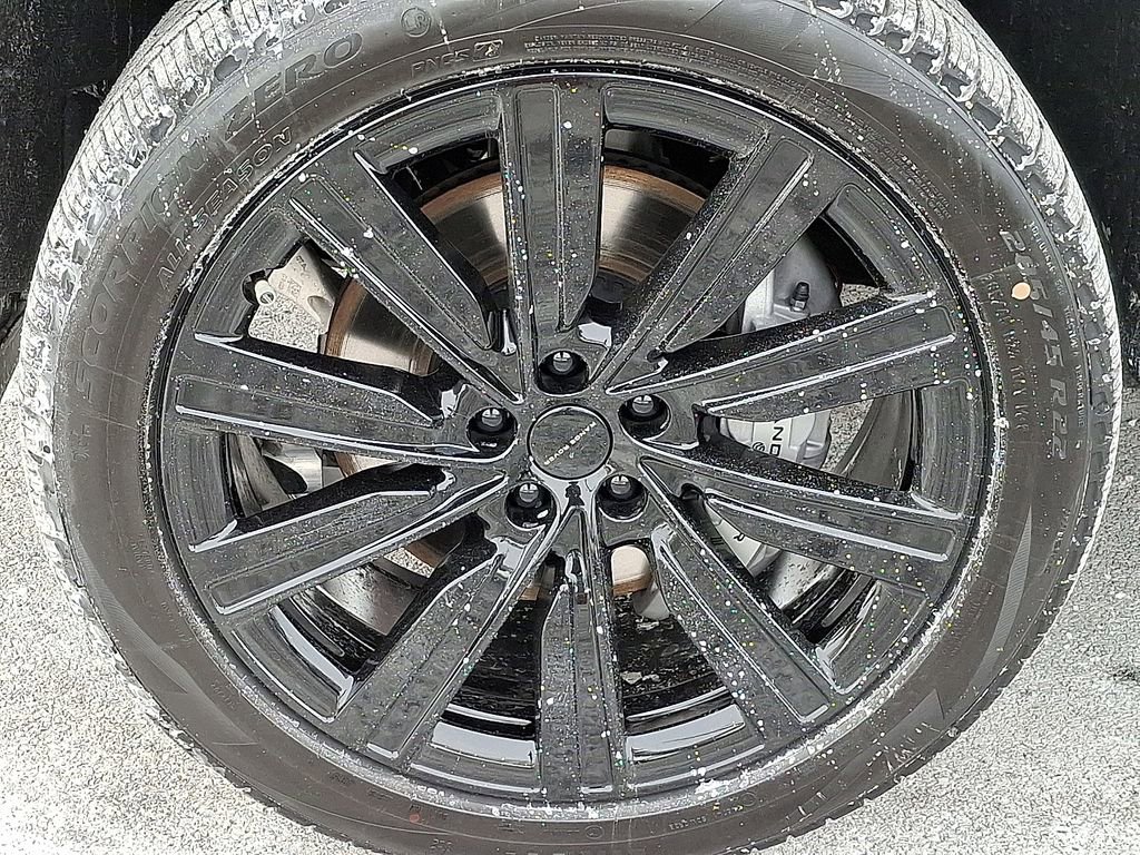 New 2026 Land Rover Range Rover SE image 4