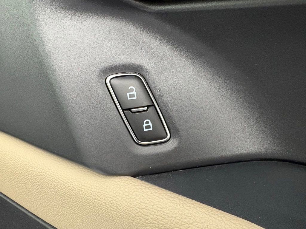 Used 2023 Ford Expedition Max Limited image 41