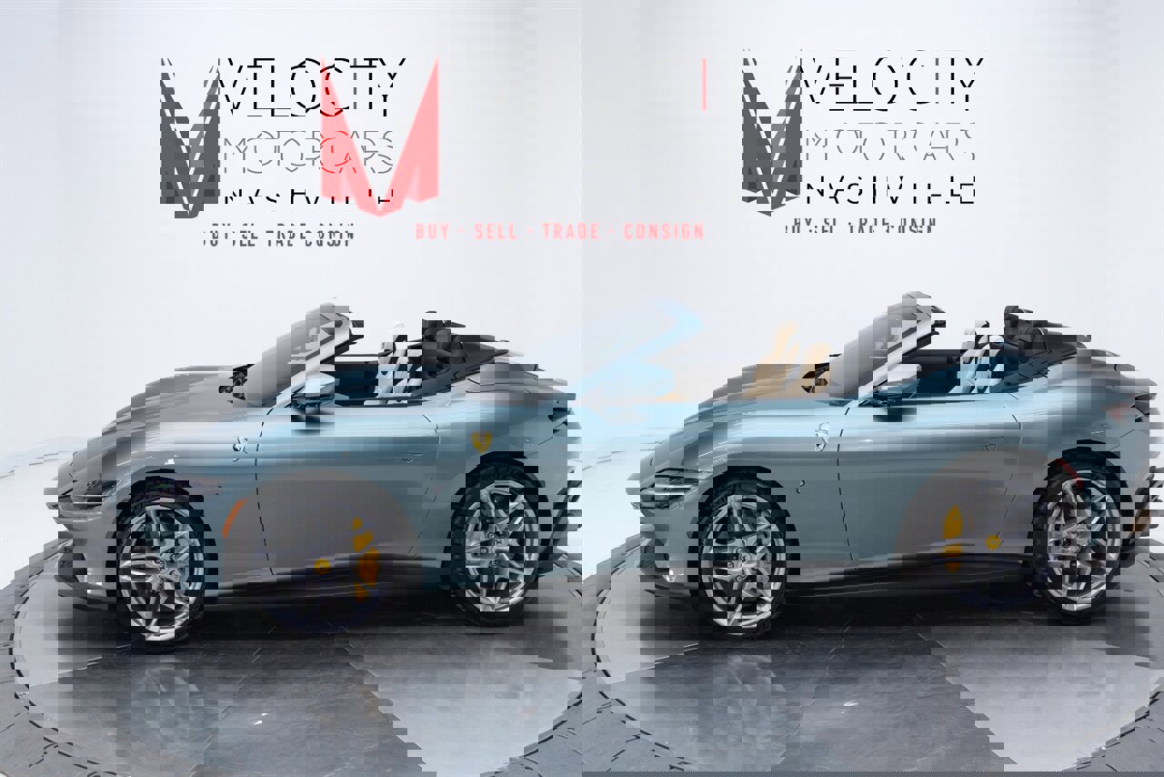 Used 2025 Ferrari Roma Spider image 17