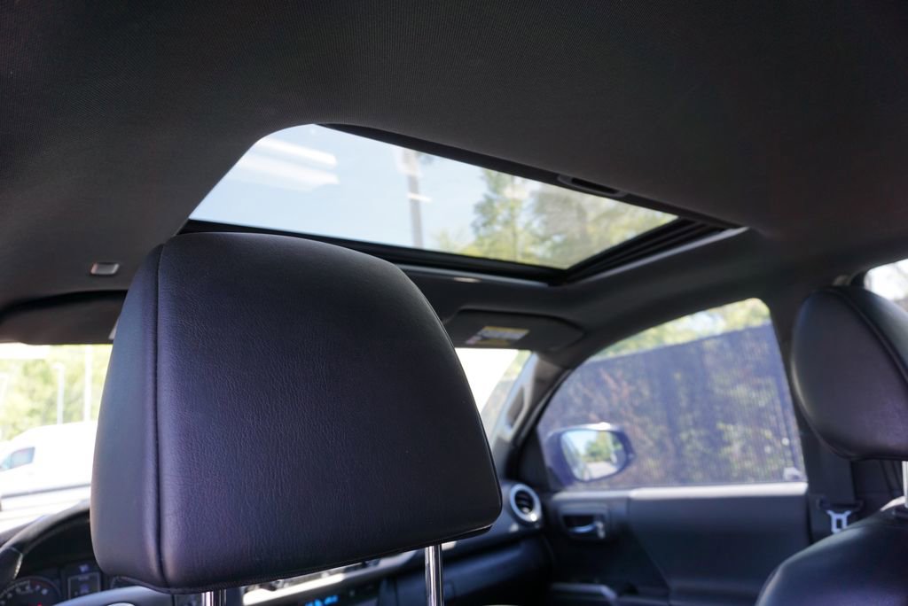 Used 2021 Toyota Tacoma TRD Off-Road w/ TRD Premium Off Road Package image 16