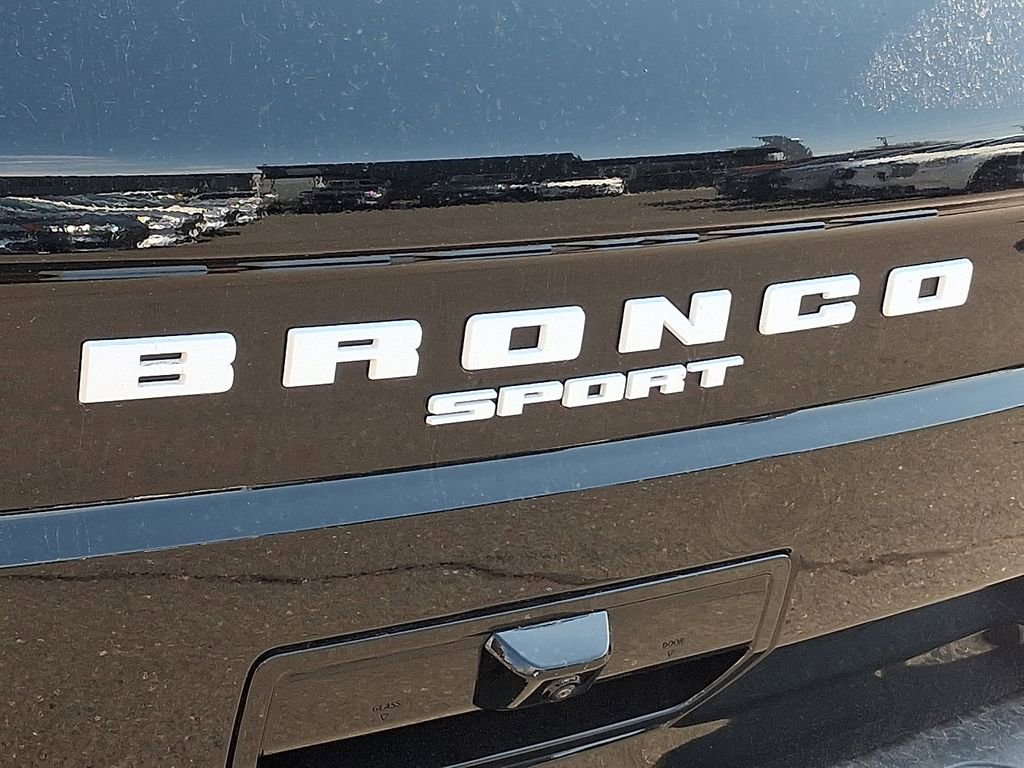 Certified 2025 Ford Bronco Sport Outer Banks w/ Outer Banks Tech Package+ AWD/4WD image 32
