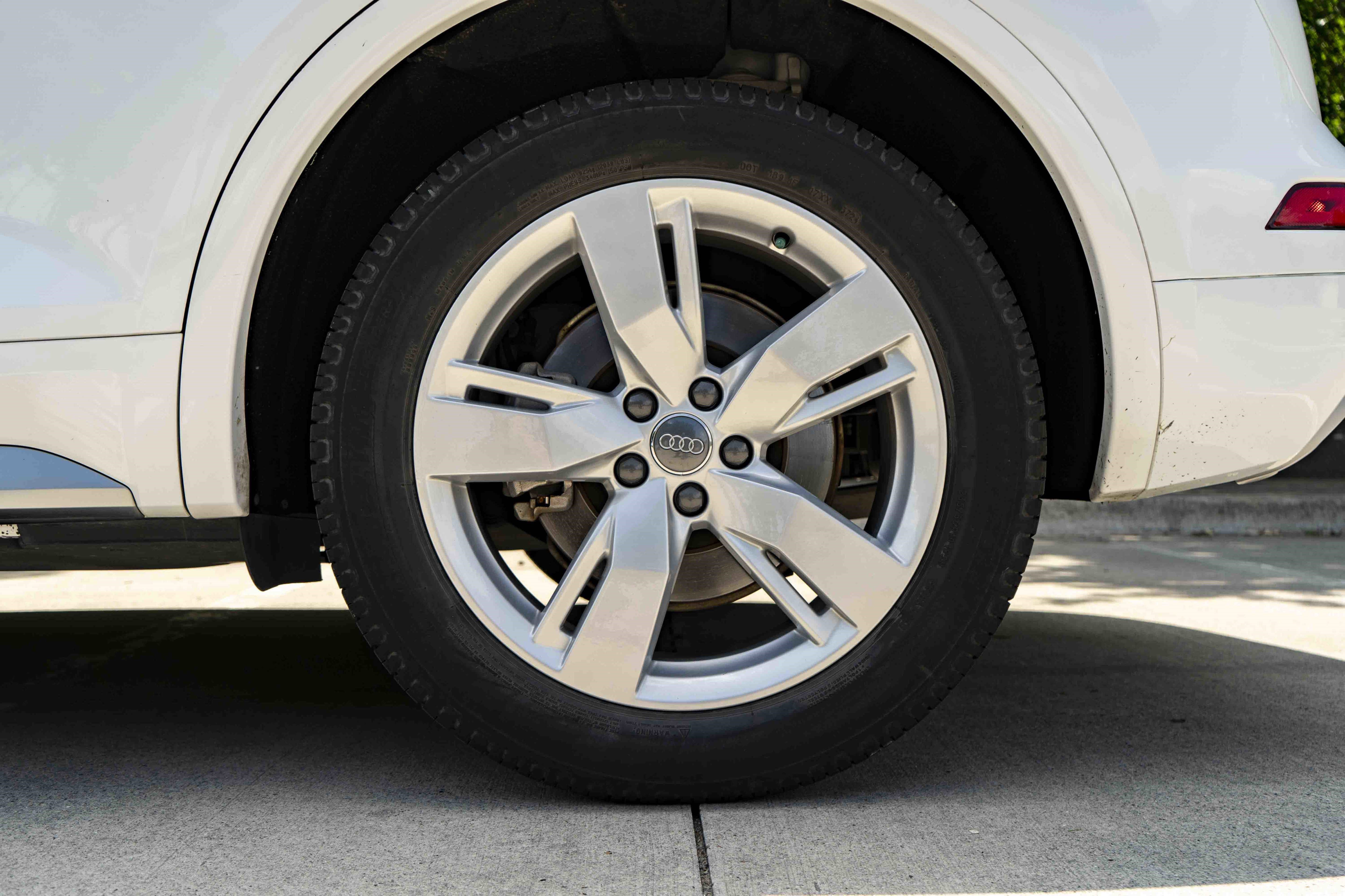 Used 2019 Audi Q5 2.0T Premium Plus AWD/4WD image 15