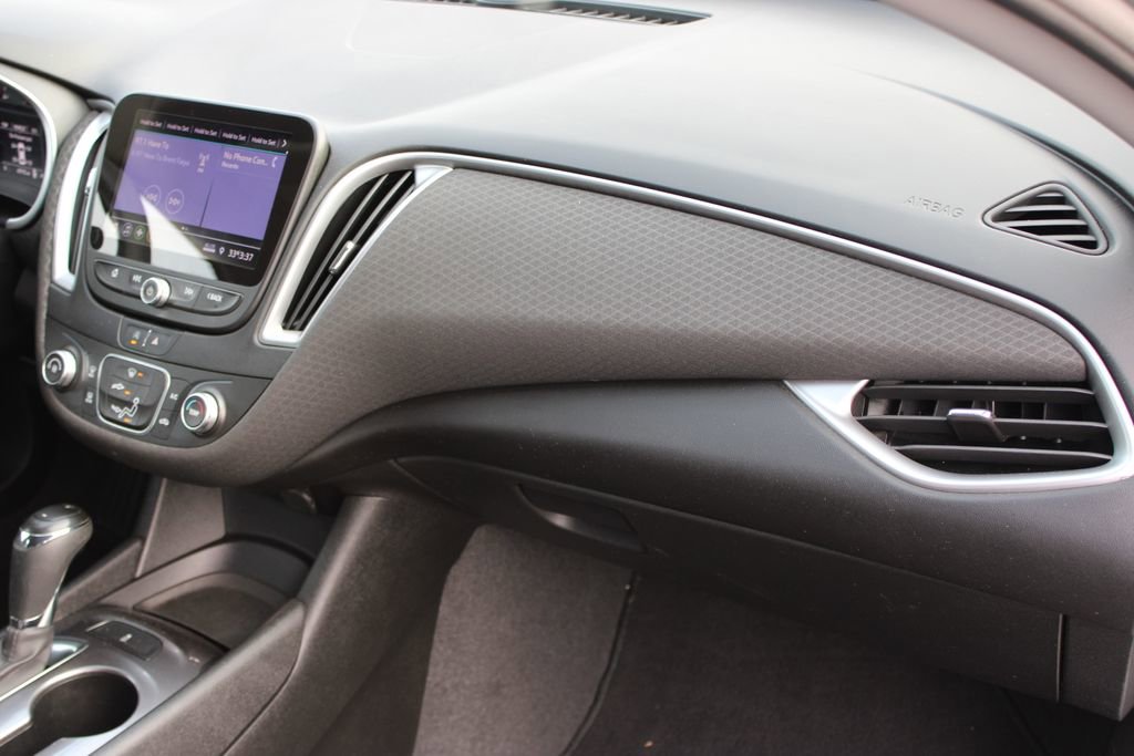 Used 2020 Chevrolet Malibu LS image 27