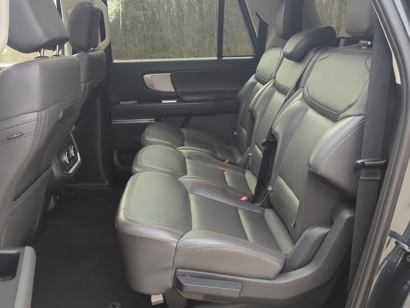 Used 2025 Ford Expedition Max Active AWD/4WD image 26