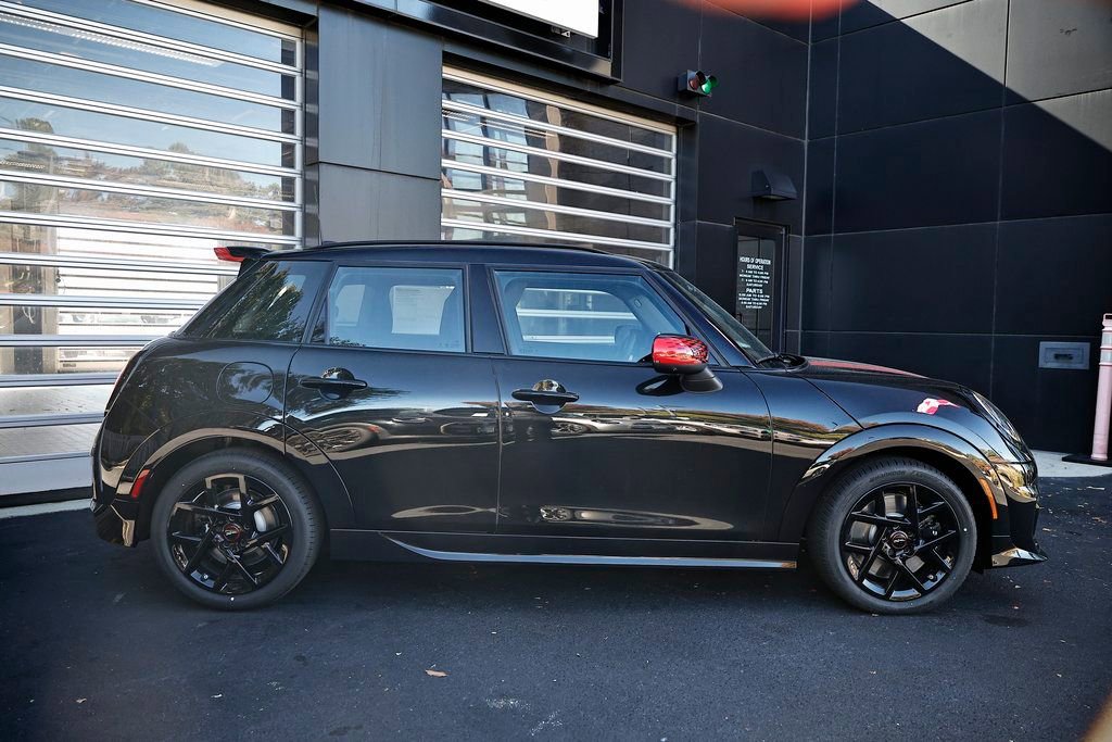 New 2026 MINI Cooper S image 4