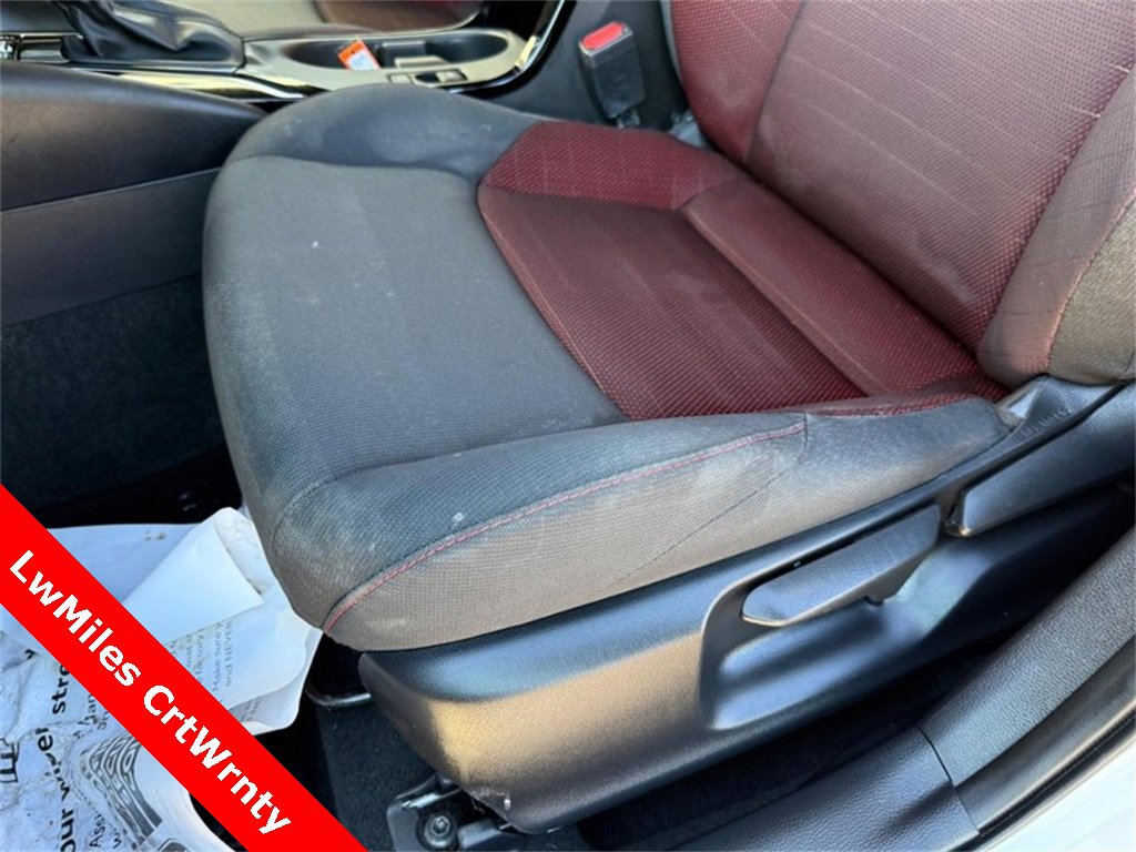 Used 2025 Toyota Corolla SE image 17