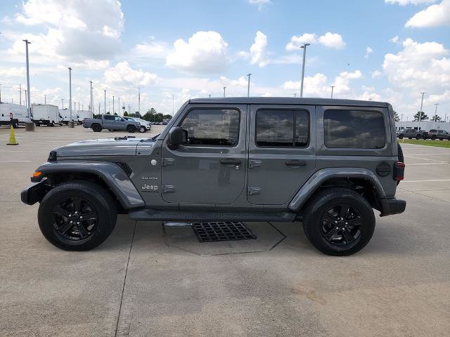 Used 2023 Jeep Wrangler Unlimited Sahara w/ LED Lighting Group AWD/4WD image 8