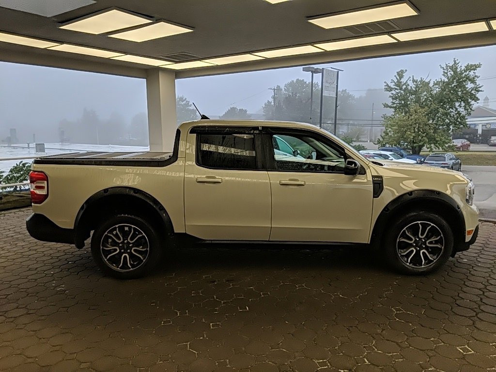 Certified 2024 Ford Maverick Lariat image 4