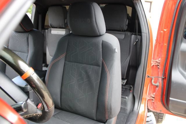 Used 2016 Toyota Tacoma TRD Off-Road w/ Premium & Technology Package AWD/4WD image 14
