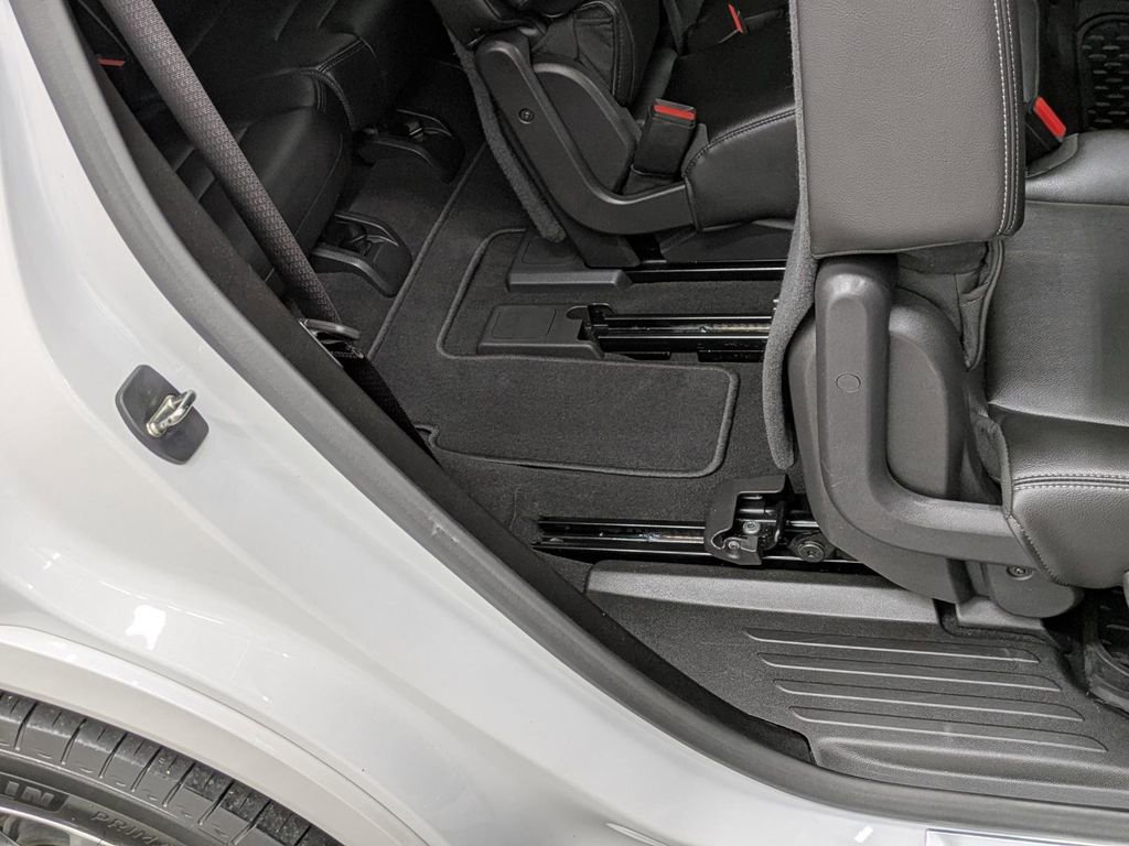 Used 2023 Cadillac XT6 Luxury image 22