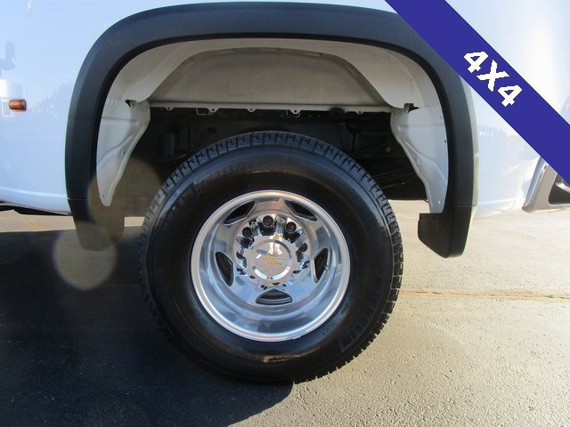 Certified 2024 Chevrolet Silverado 3500 LTZ w/ LTZ Convenience Package image 2