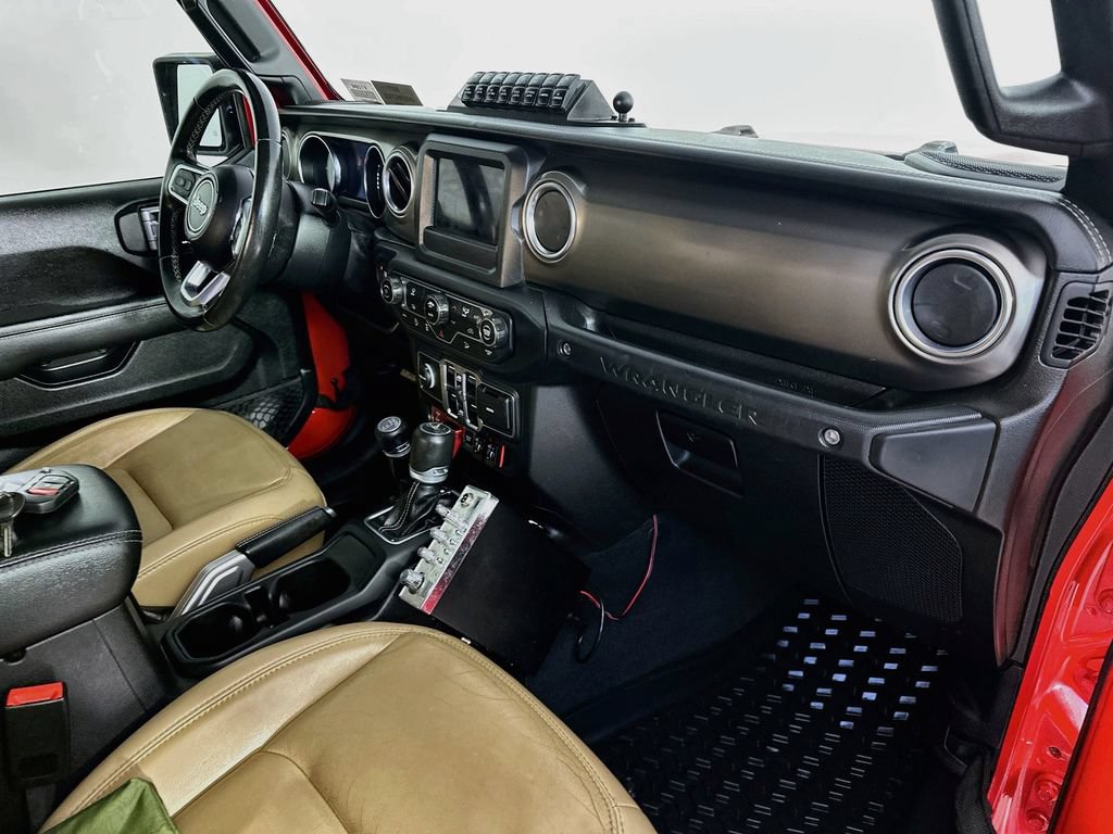 Used 2019 Jeep Wrangler Unlimited Rubicon AWD/4WD image 31