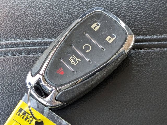 Used 2023 Chevrolet Malibu LT image 30