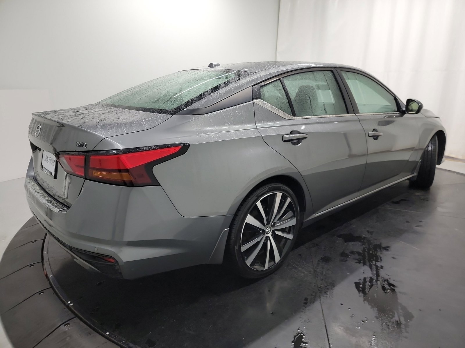 Used 2022 Nissan Altima 2.5 SR image 9