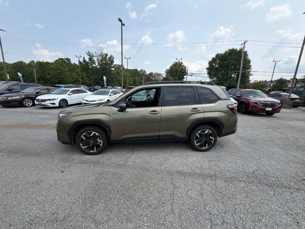 Used 2026 Subaru Forester Touring AWD/4WD image 8