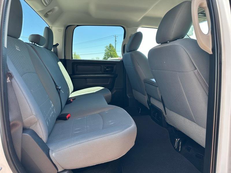 Used 2016 RAM 1500 ST w/ SXT Appearance Group image 6