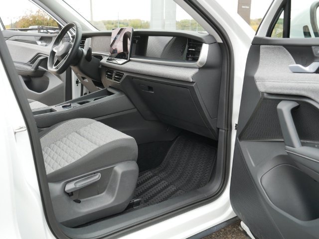 Certified 2026 Volkswagen Tiguan S FWD image 20