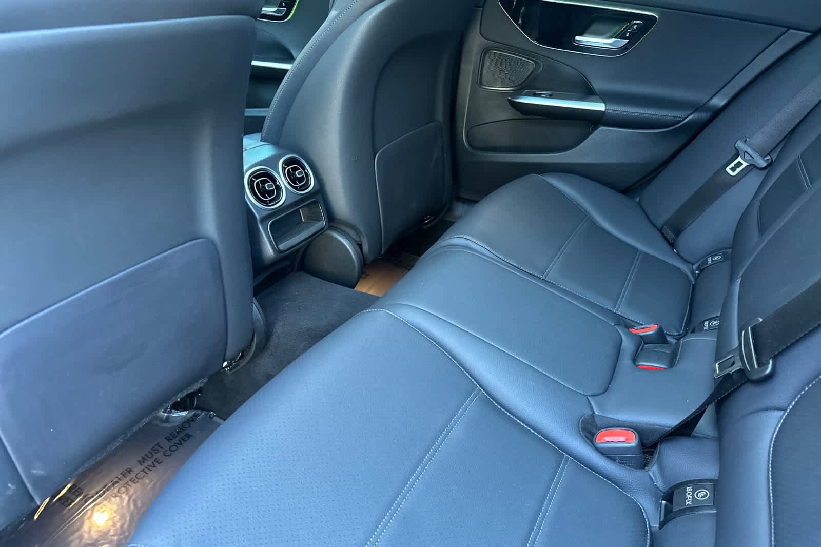 Used 2024 Mercedes-Benz C 300 4MATIC Sedan image 4