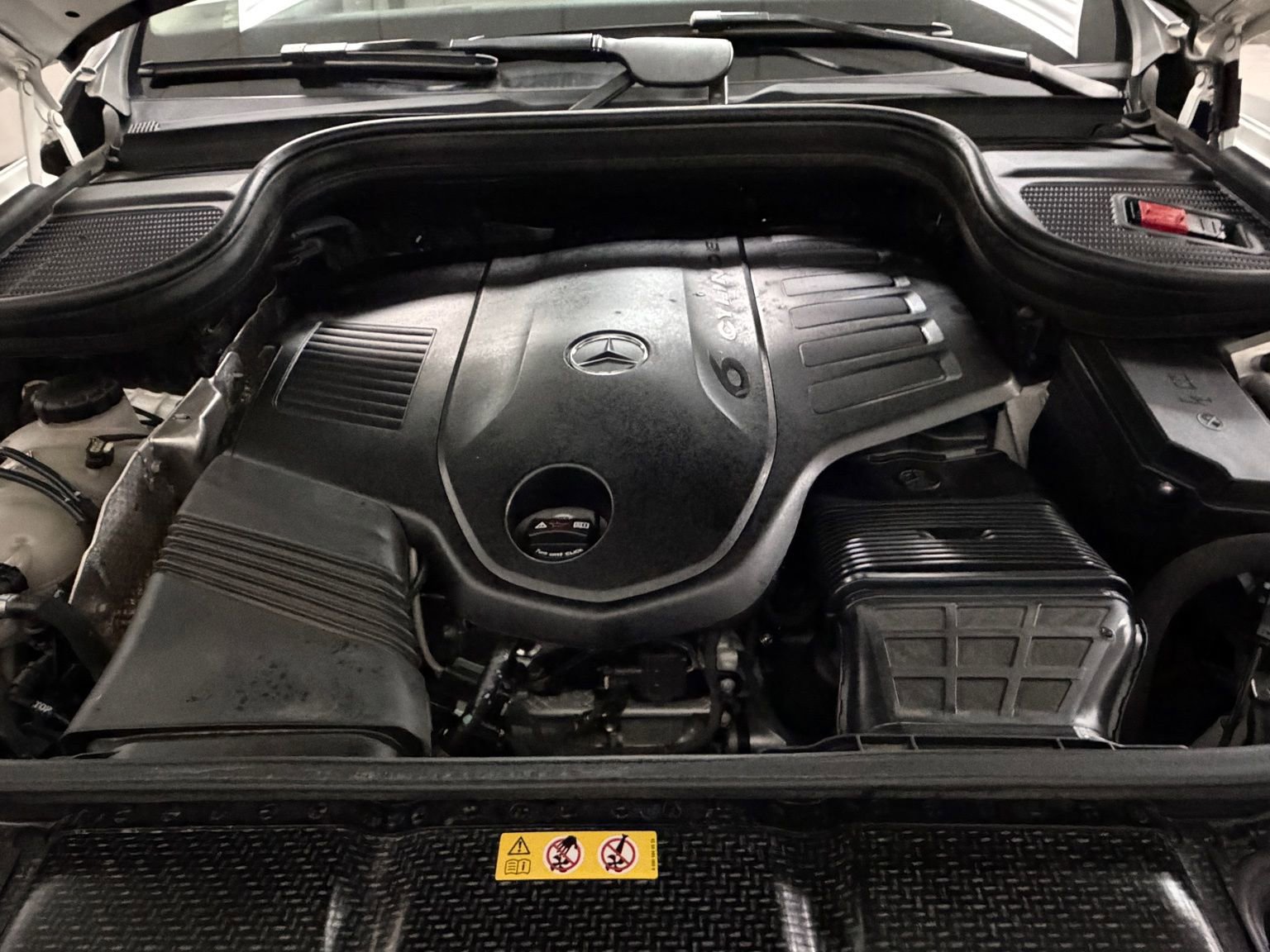 Certified 2023 Mercedes-Benz GLE 450 4MATIC image 42