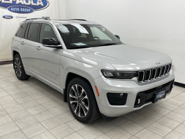 Used 2022 Jeep Grand Cherokee Overland w/ Luxury Tech Group IV