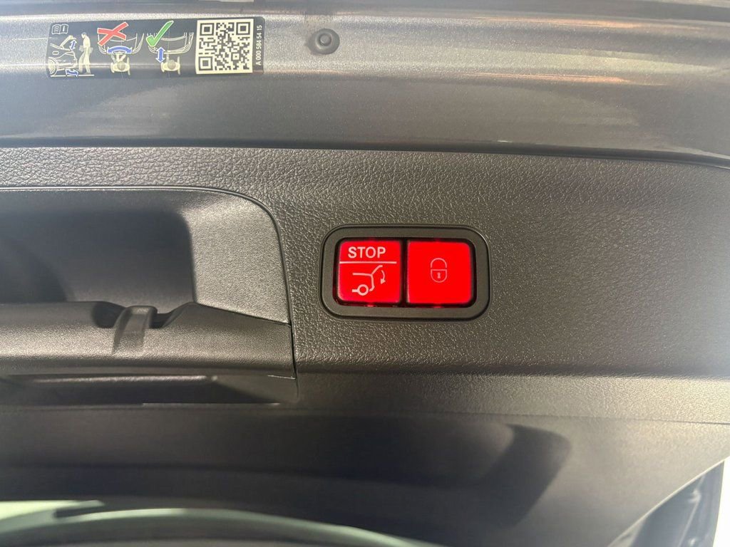 Used 2024 Mercedes-Benz GLS 450 4MATIC image 34
