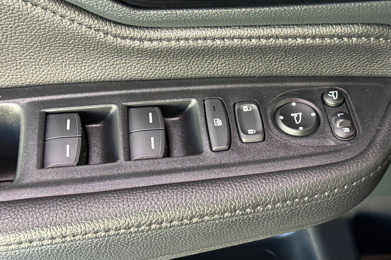 Certified 2024 Honda Odyssey Elite image 13